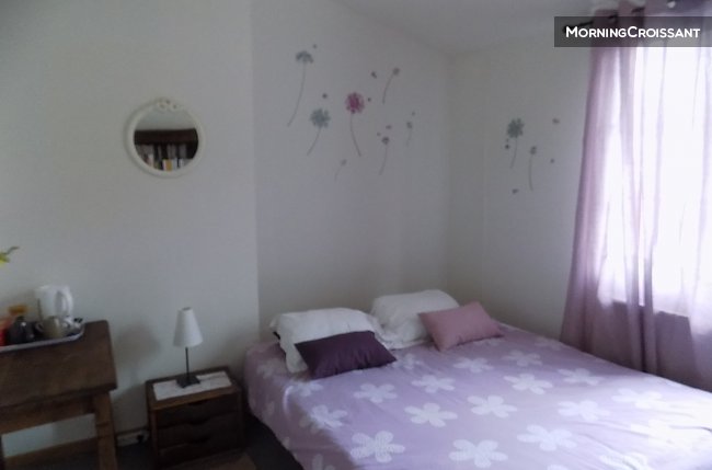 Cosy room near la Charité