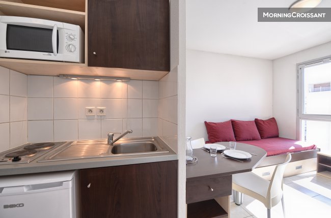 Studio garden near Lyon