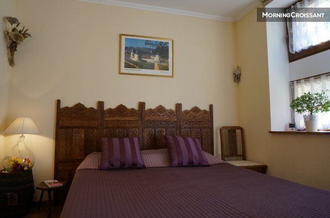 Double room. Dijon, quiet