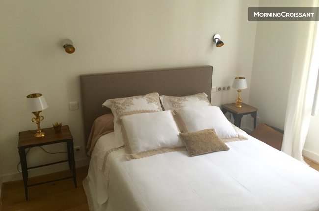 Beautiful studio in public garden