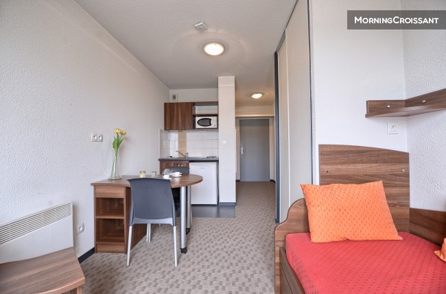 Nice studio for 2 - near Lyon