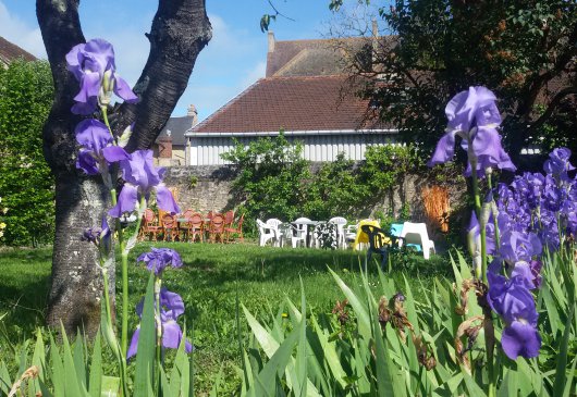 Furnished apartment for 4