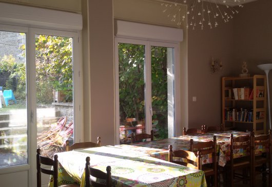 Cottage downtown for 6