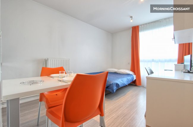 Lovely studio in Chelles