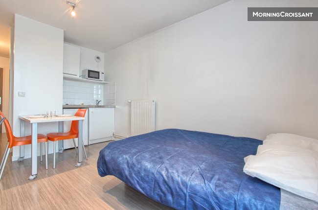 Beautiful and quiet studio