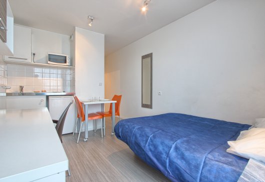 Studio for 1 or 2 in Chelles