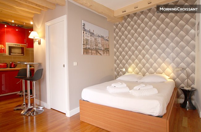 Relaxing cosy studio at the Marais