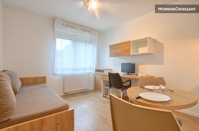 Full-equipped studio near Paris