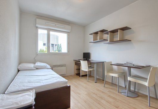 Nice studio equipped in Clamart