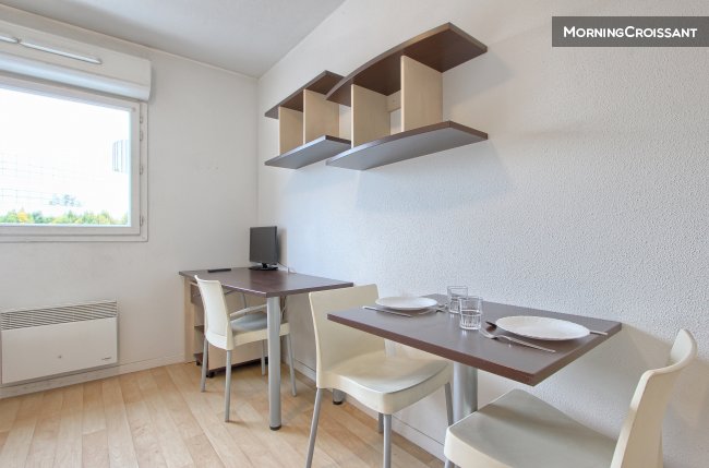 Studio shops Clamart 