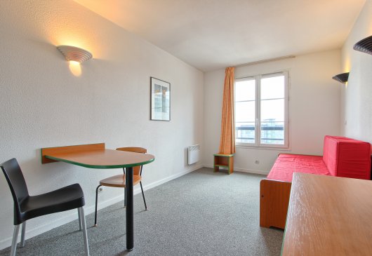 Comfortable studio near Paris