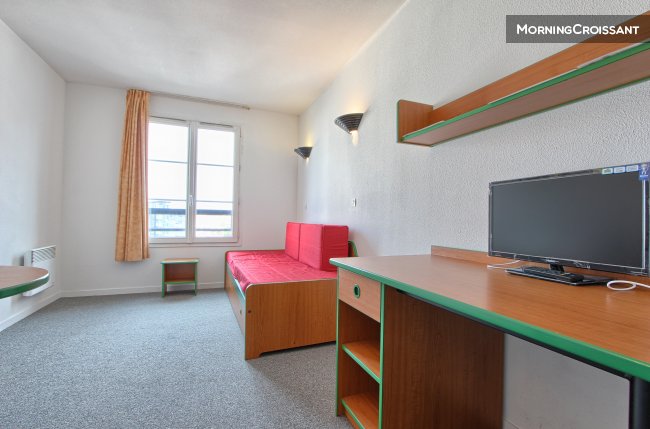 Nice studio in La Défense