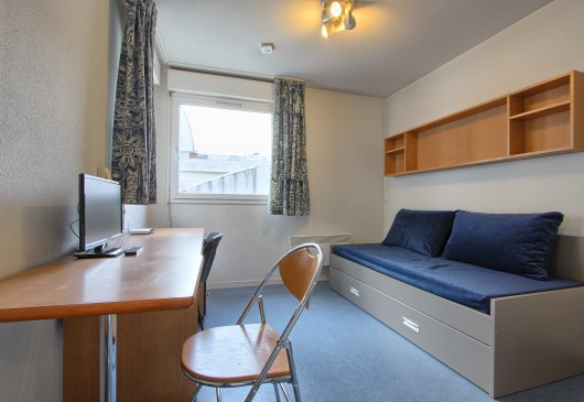 Vacation rentals in Courbevoie