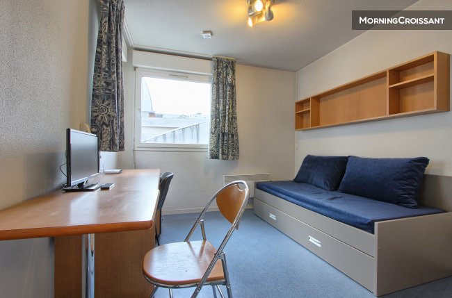 Vacation rentals in Courbevoie