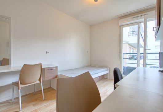 Modern and convenient studio