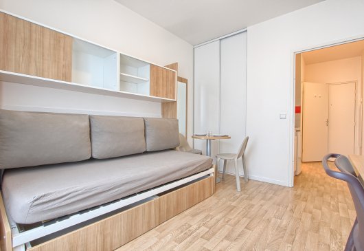 Fully equipped studio close Paris