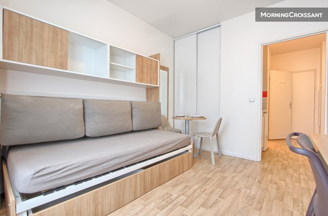 Fully equipped studio close Paris