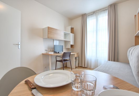 Studio Porte de Versailles 15th