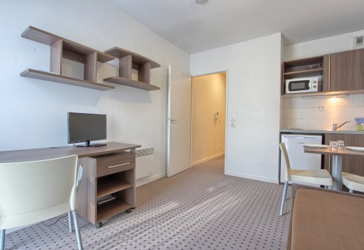 Great studio next to Paris