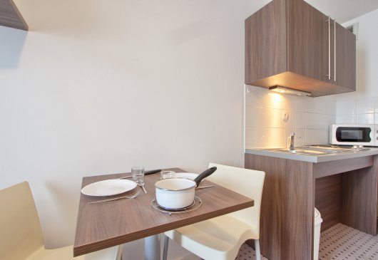 Nice equipped studio near Paris