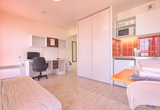 Nice studio for rental in St Ouen