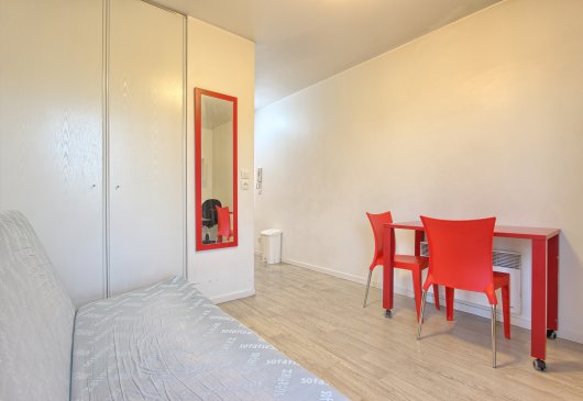 Fully furnished studio Saint-Ouen