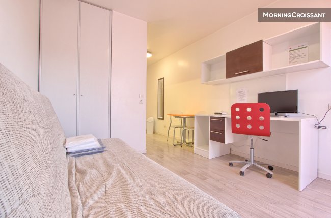 Beautiful studio furnished 18 m 2