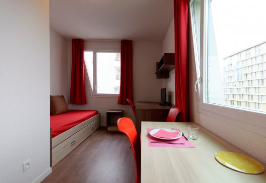 Great studio on the center