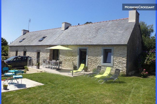 Character cottage near the sea