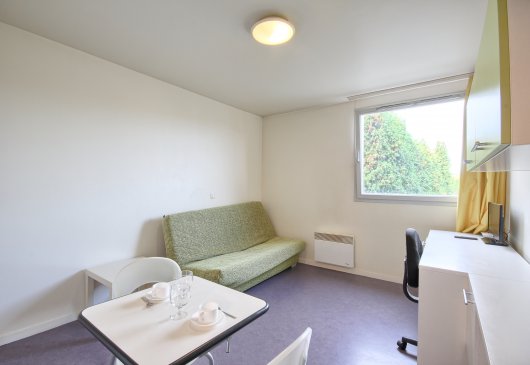 Modern studio in Valenciennes