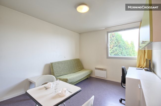 Modern studio in Valenciennes