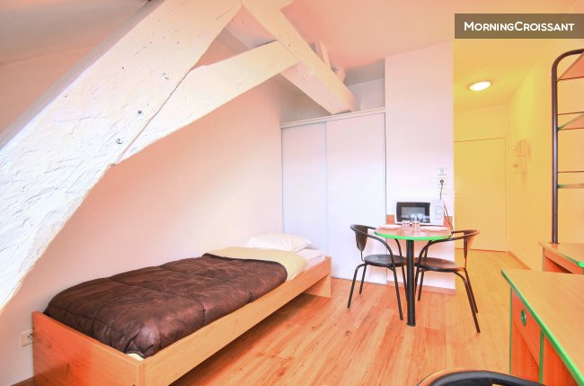 Furnished studio for rent