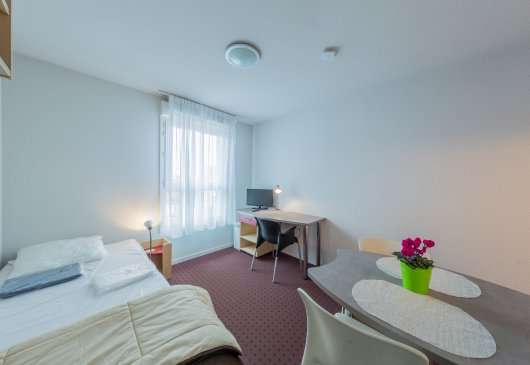 Well-furnished studio in Clermont