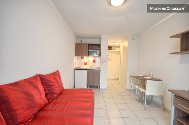 Roubaix, comfort studio for 2