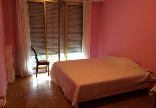 Studio near the Port good standing