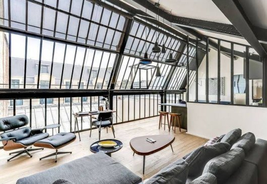 A charming Haussmann-style flat