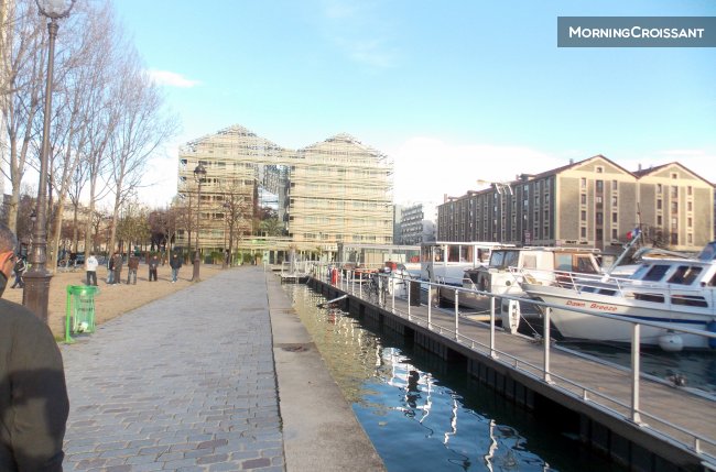 Large studio face canal St Martin