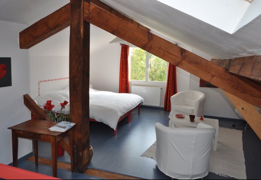 La Rouge - Chambre d'hôte Le Mûrier