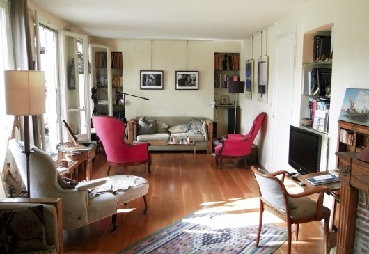 Paris center B&B, shower and WC