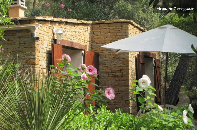 The provencal garden shed