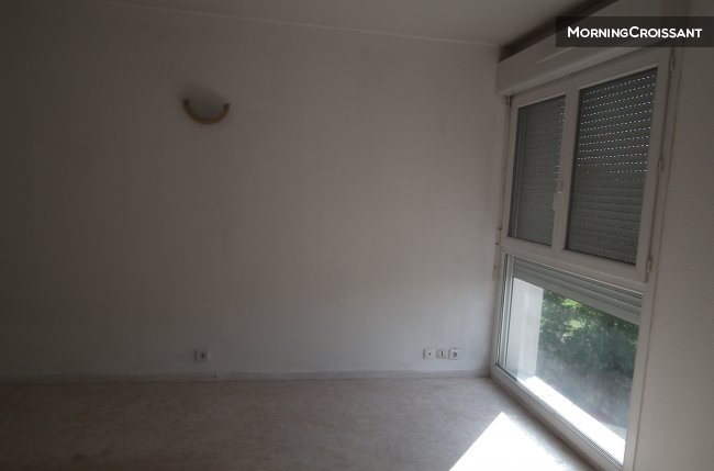 Studio 5 min from metro