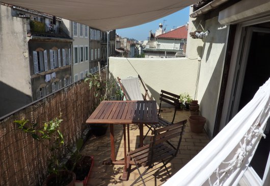 South terrace city center and train