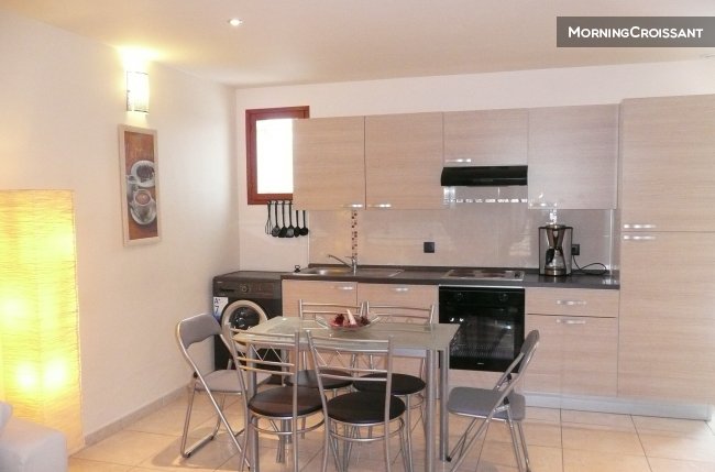 House near Disneyland & Paris