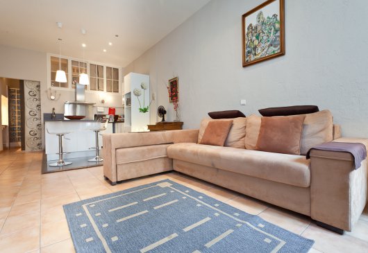 Beautiful studio Rare Saleya city/s...