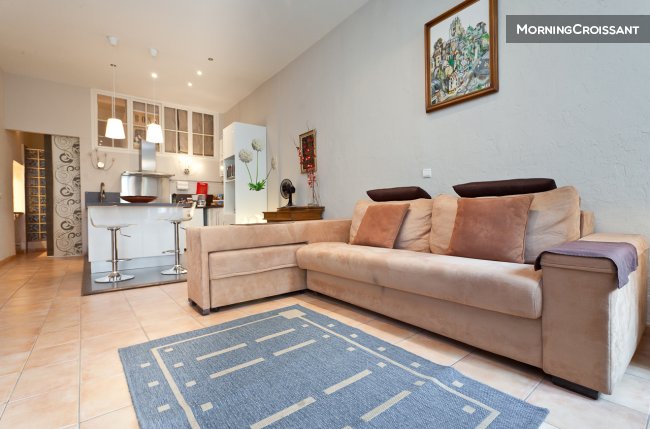 Beautiful studio Rare Saleya city/s...