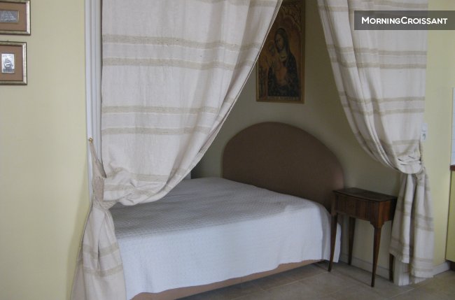 Nice Romantic studio with alcove