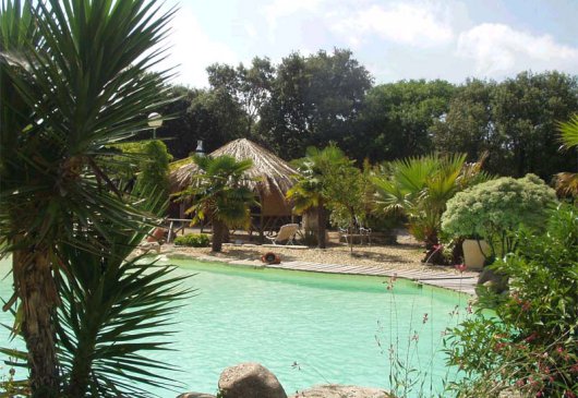 HOUSE COLONIAL IN EXOTIC PARK