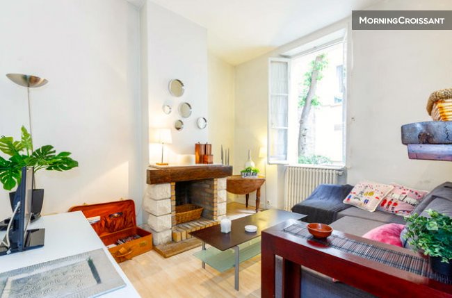 2PC, quiet, typical, Eiffel Tower