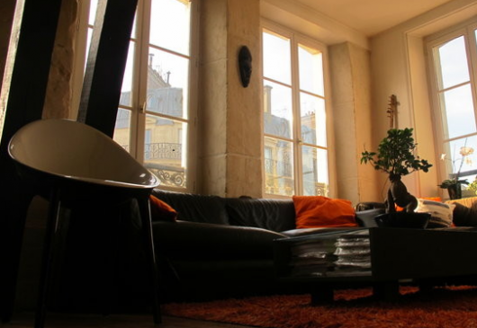 Large appartment full of charm