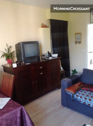 Room with view on Eiffel Tower